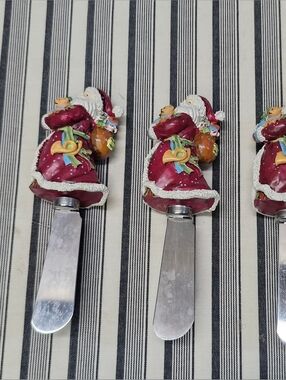 Set of 3 Santa Spreader Knives Christmas Holiday Butter Knives